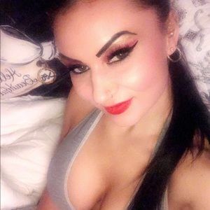 Meet your Posher, Lana